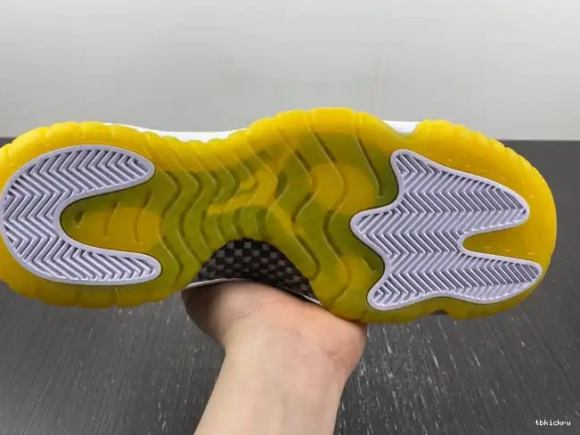 Reps TBkick Air Low Jordan 11 WMNS Snakeskin Yellow AH7860-107 0606